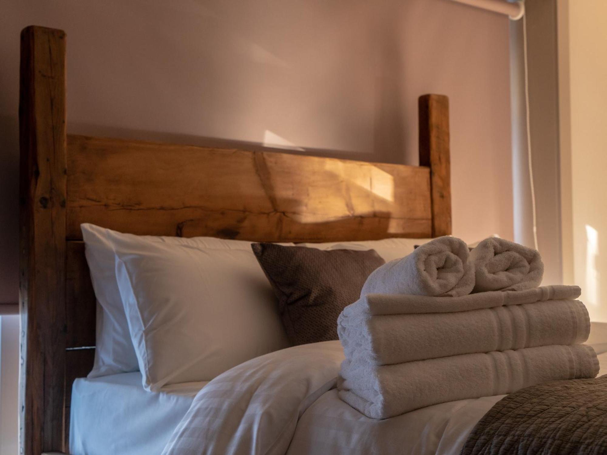 The Milestone Hotel Sowerby Bridge Ruang foto