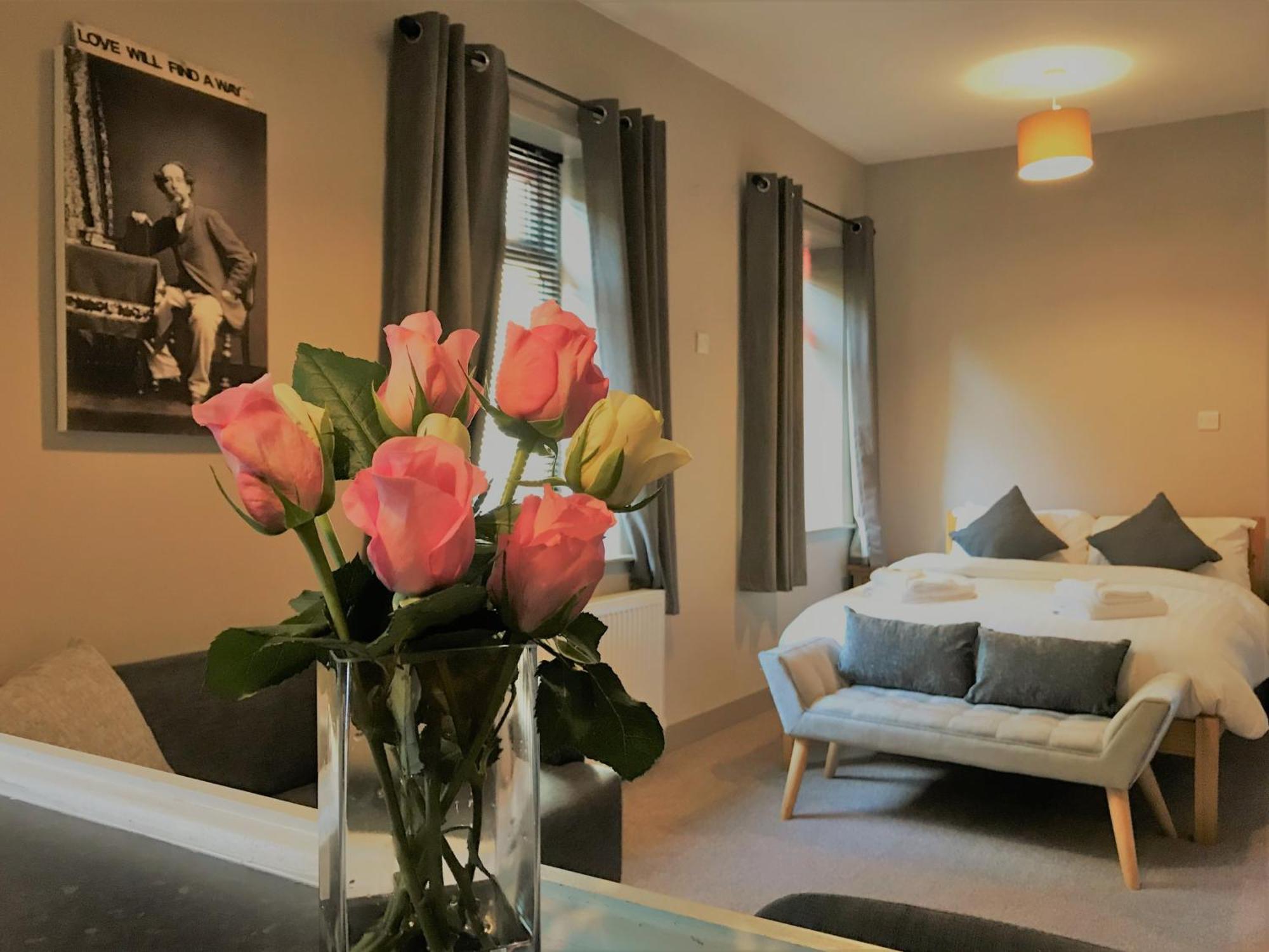 The Milestone Hotel Sowerby Bridge Bagian luar foto