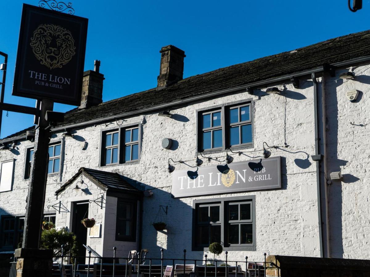 The Milestone Hotel Sowerby Bridge Bagian luar foto